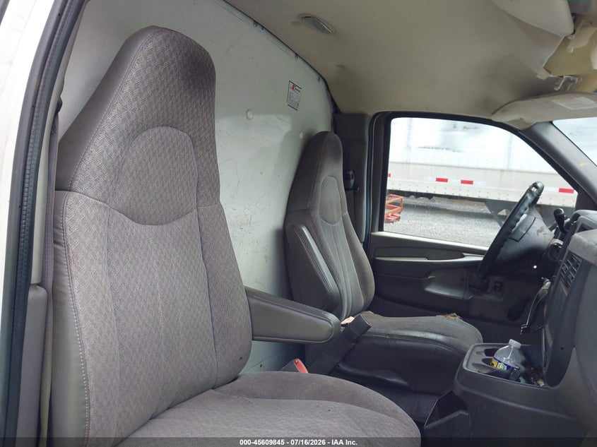 2007 Chevrolet Express Cutaway Work Van VIN: 1GBHG31VX71193325 Lot: 45609845