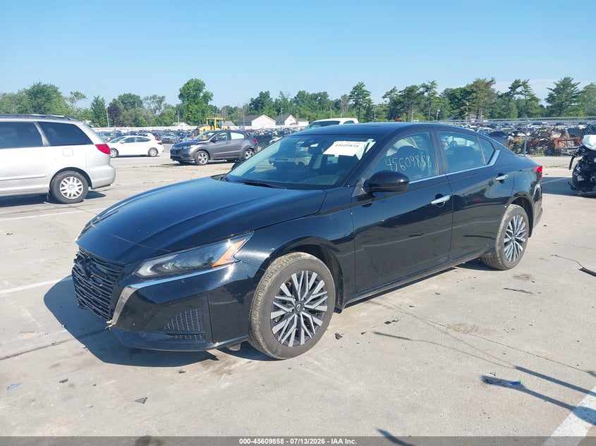 2024 Nissan Altima, Front End, IAAI, VIN 1N4BL4DW2RN411251 — photo 2