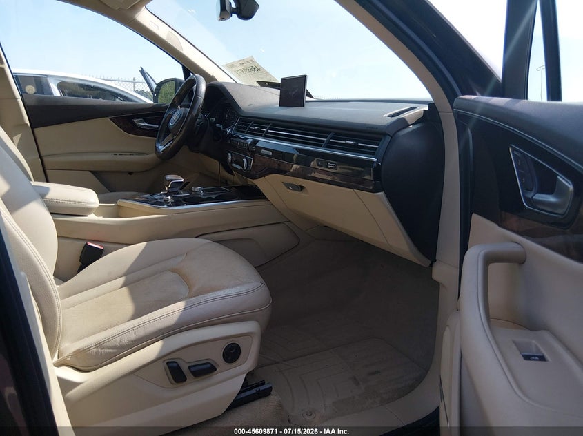 2017 Audi Q7 3.0T Premium VIN: WA1VAAF73HD020187 Lot: 45609871