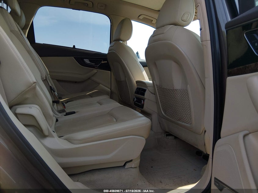 2017 Audi Q7 3.0T Premium VIN: WA1VAAF73HD020187 Lot: 45609871