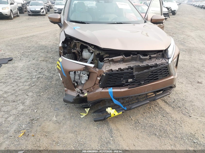 2023 Mitsubishi Eclipse Cross Se S-Awc/Sel S-Awc VIN: JA4ATWAA5PZ003983 Lot: 45609885