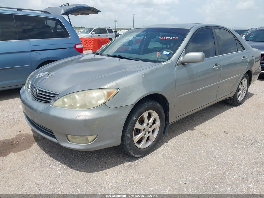 2005 TOYOTA CAMRY auction photo 2