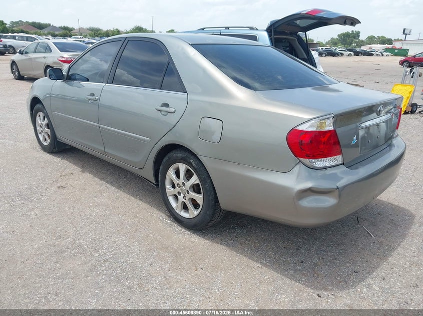 2005 TOYOTA CAMRY auction photo 3