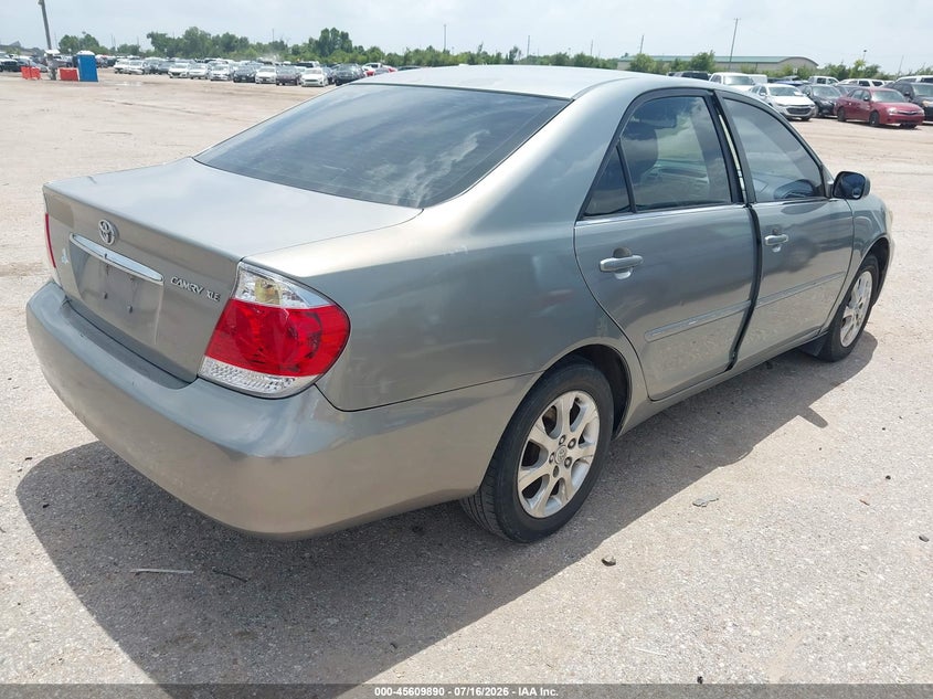 2005 TOYOTA CAMRY auction photo 4