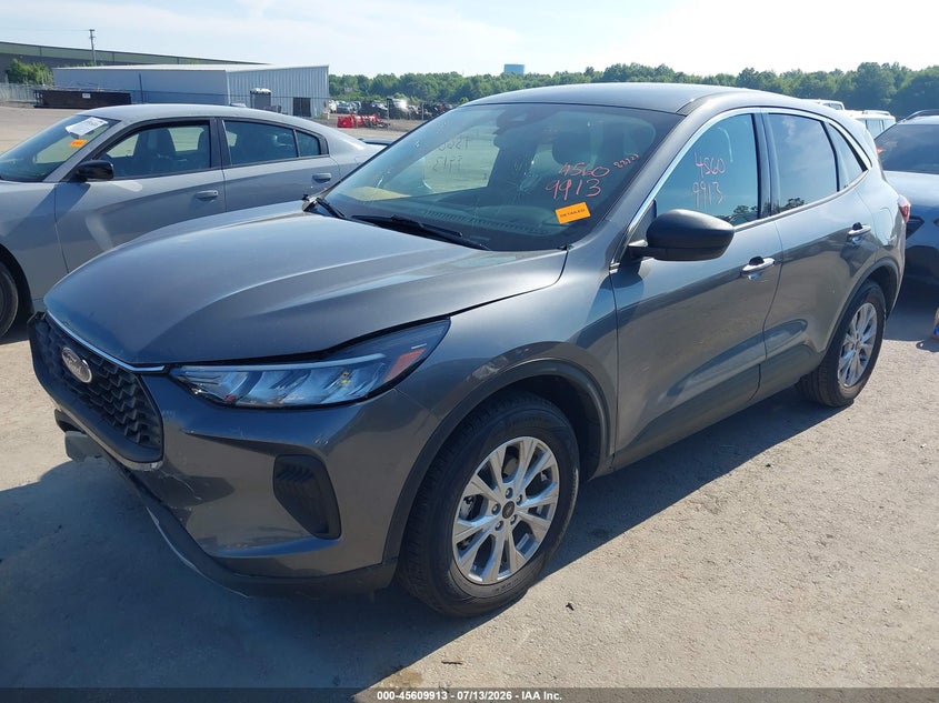 2024 Ford Escape, Front End, IAAI, VIN 1FMCU0GN4RUA54440 — photo 2