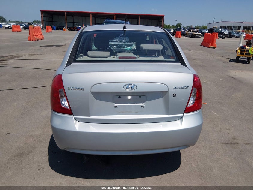 2007 Hyundai Accent Gls VIN: KMHCN46C47U121362 Lot: 45609934