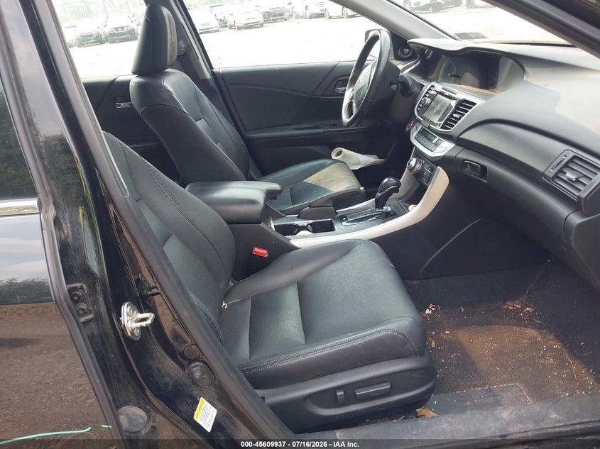 2014 HONDA ACCORD HYBRID auction photo 5