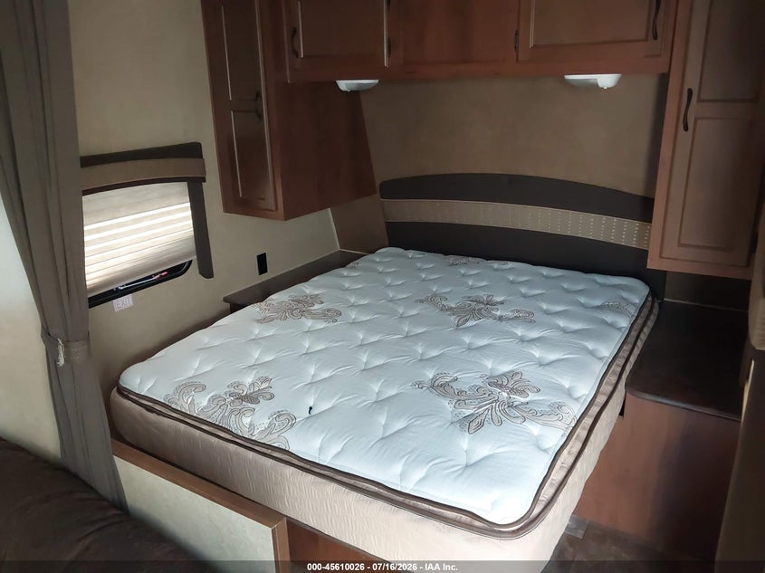 2014 JAYCO JAYFL184BH auction photo 5