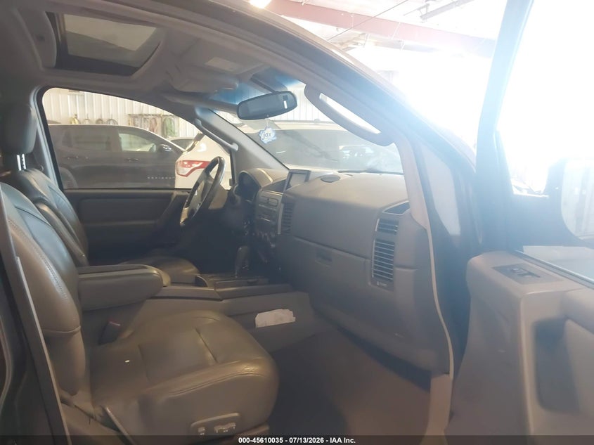 2004 NISSAN PATHFINDER ARMADA auction photo 5