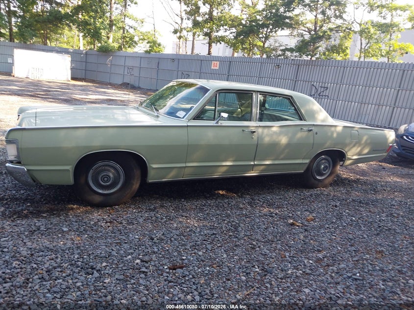 1968 Mercury Monterey VIN: 8Z44Y572598 Lot: 45610080