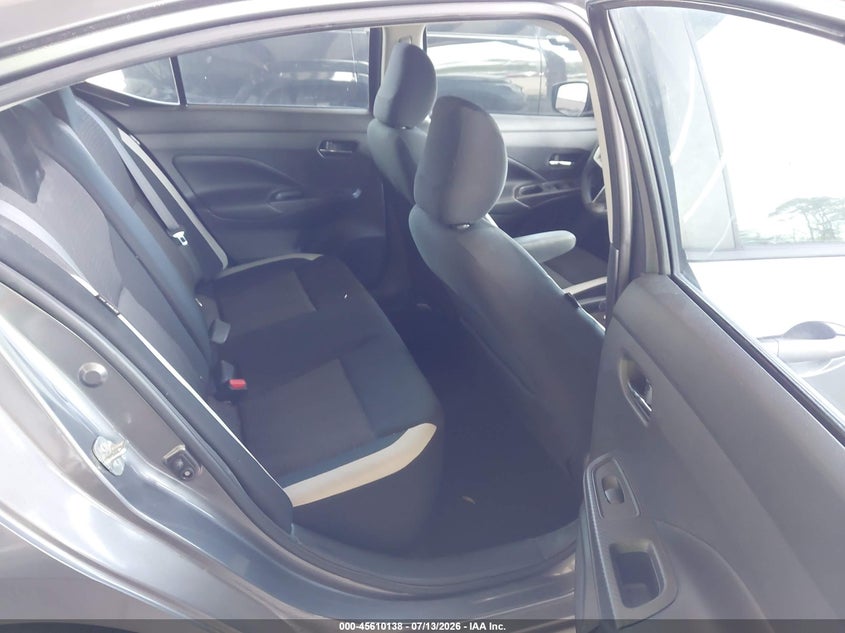 2020 NISSAN VERSA auction photo 8