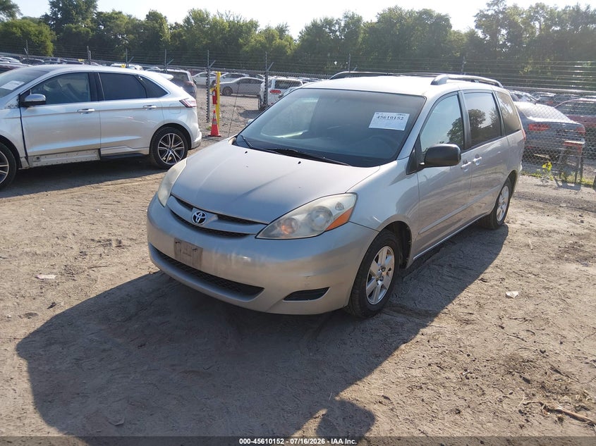 2007 Toyota Sienna, Без пошкоджень, IAAI, VIN 5TDZK23C97S085138 — фото 2
