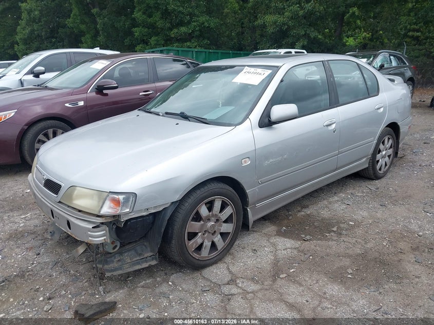 2002 Infiniti G, Front End, IAAI, VIN JNKCP11A82T502857 — photo 2