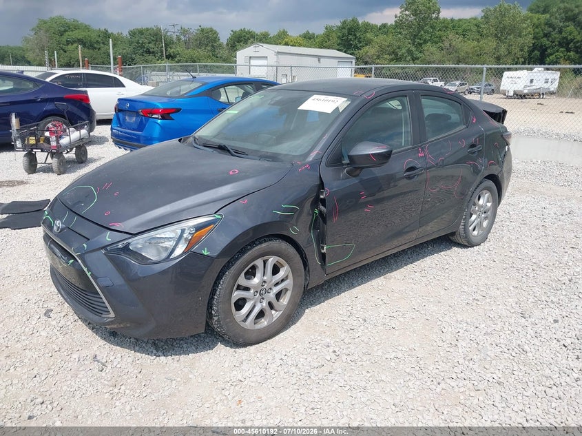 2018 TOYOTA YARIS IA auction photo 2