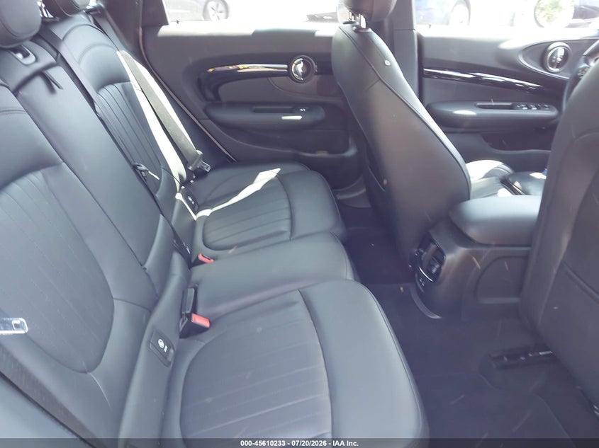 2022 Mini Clubman Cooper S VIN: WMWXJ1C00N2R56245 Lot: 45610233