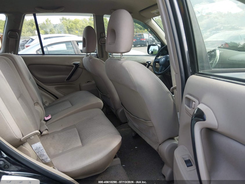 2005 TOYOTA RAV4 auction photo 8