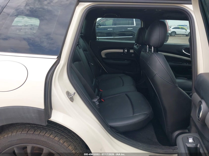 2017 MINI CLUBMAN auction photo 8