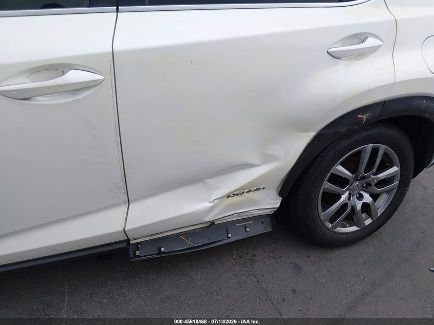 2016 LEXUS NX 300H auction photo 6