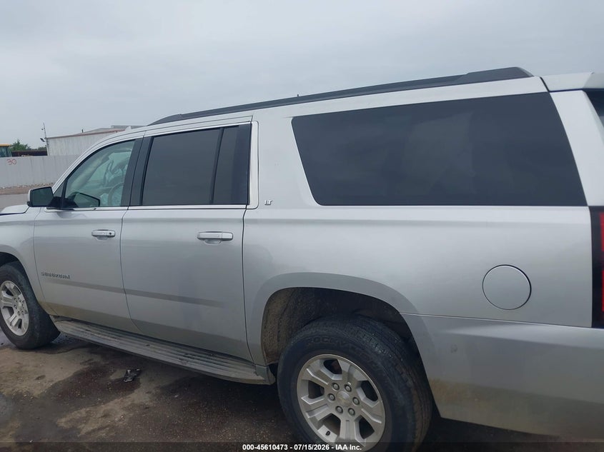 CHEVROLET SUBURBAN - zdjęcie 14