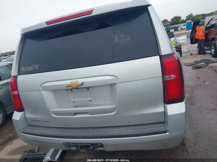 CHEVROLET SUBURBAN - zdjęcie 16