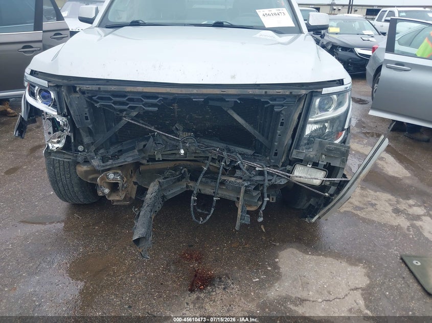 CHEVROLET SUBURBAN - zdjęcie 6