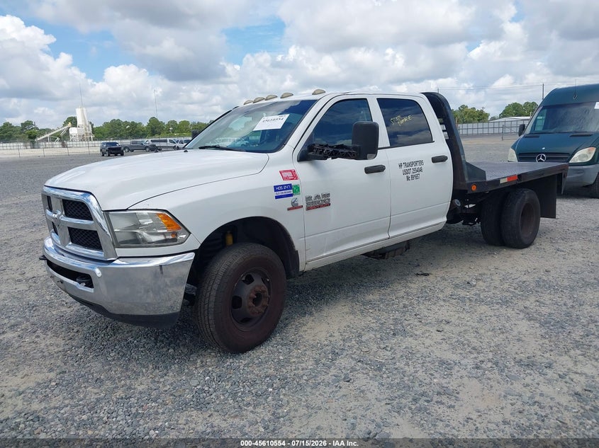 2015 RAM 3500 CHASSIS auction photo 2