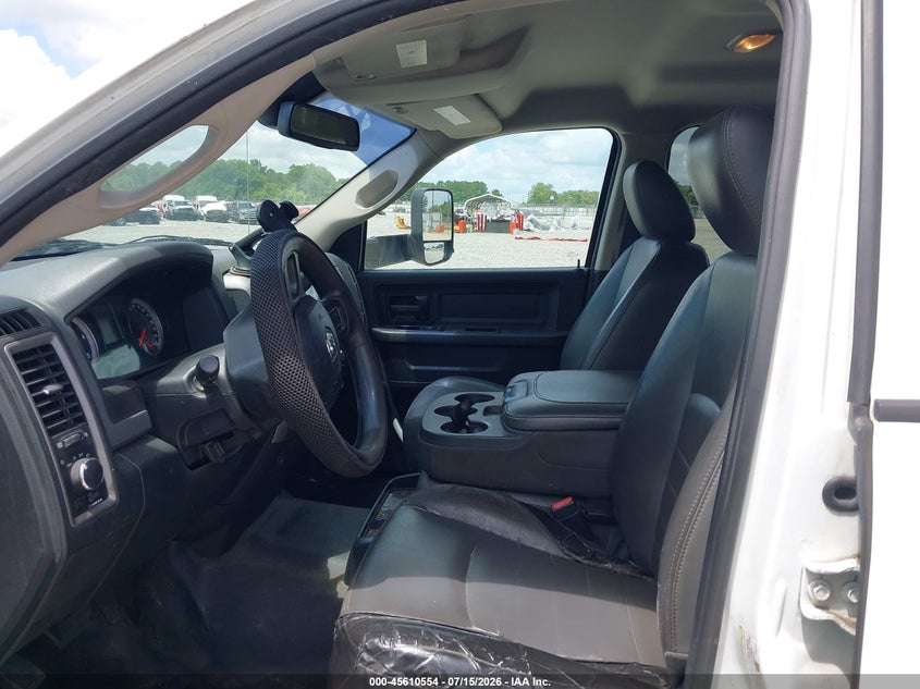 2015 RAM 3500 CHASSIS auction photo 6