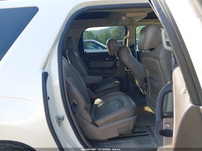 2014 GMC ACADIA auction photo 8