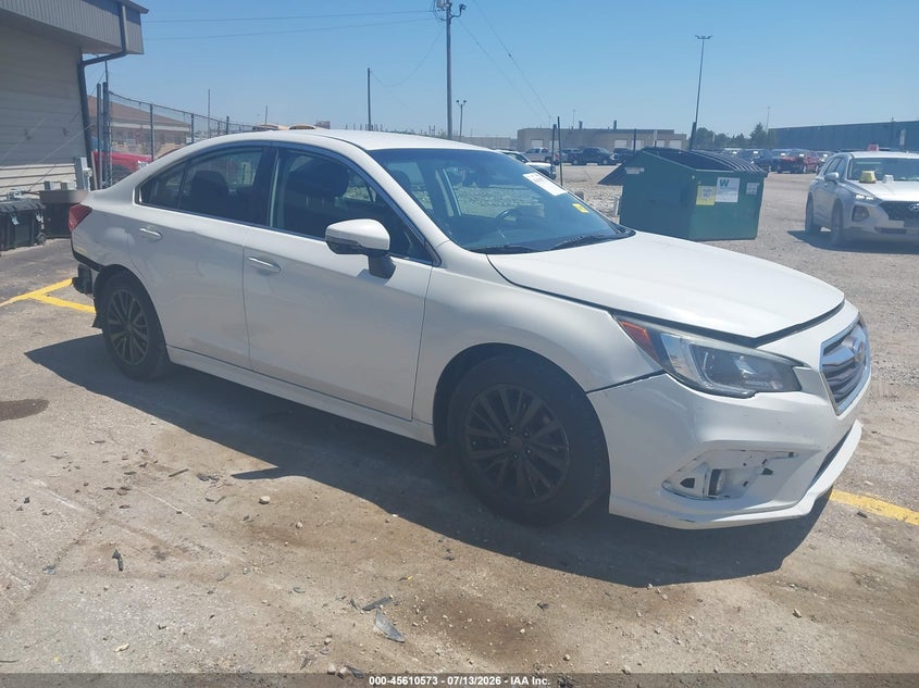 2019 SUBARU LEGACY auction photo 1