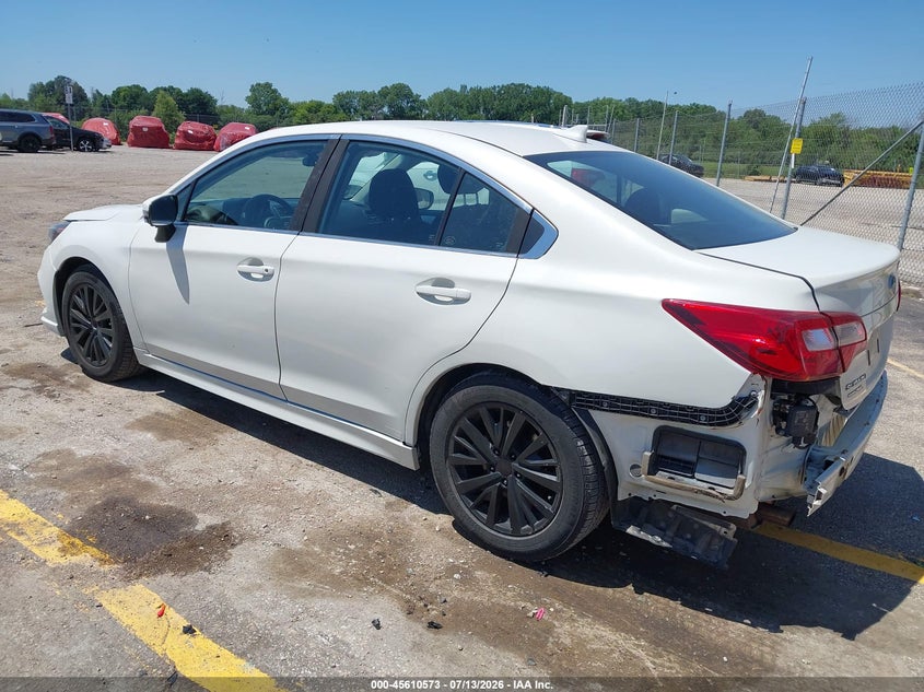 2019 SUBARU LEGACY auction photo 3