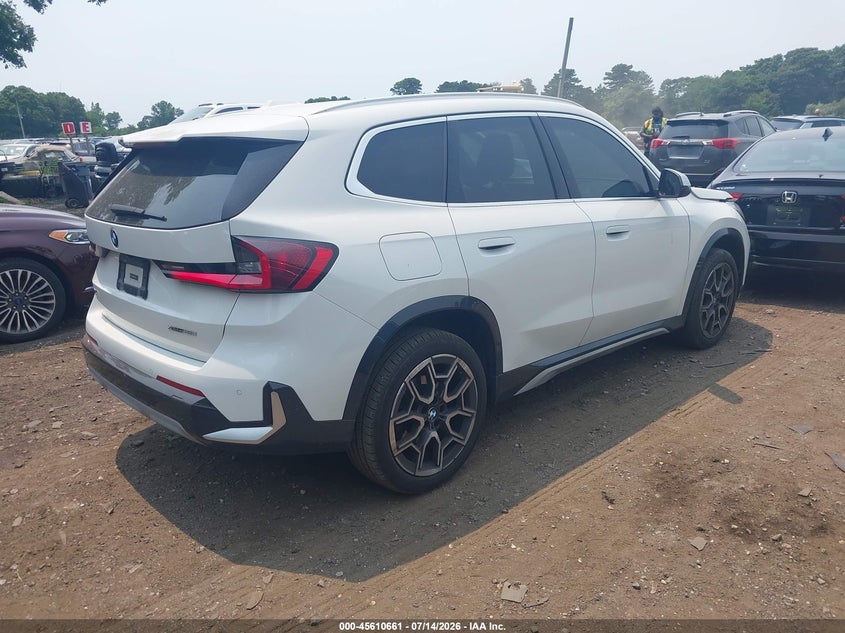 BMW X1 - zdjęcie 4