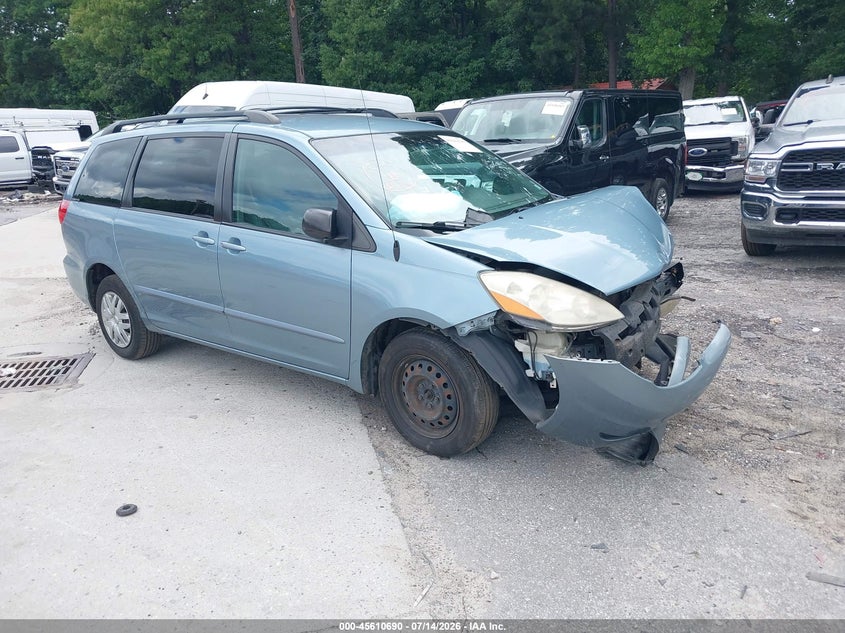 2007 TOYOTA SIENNA auction photo 1