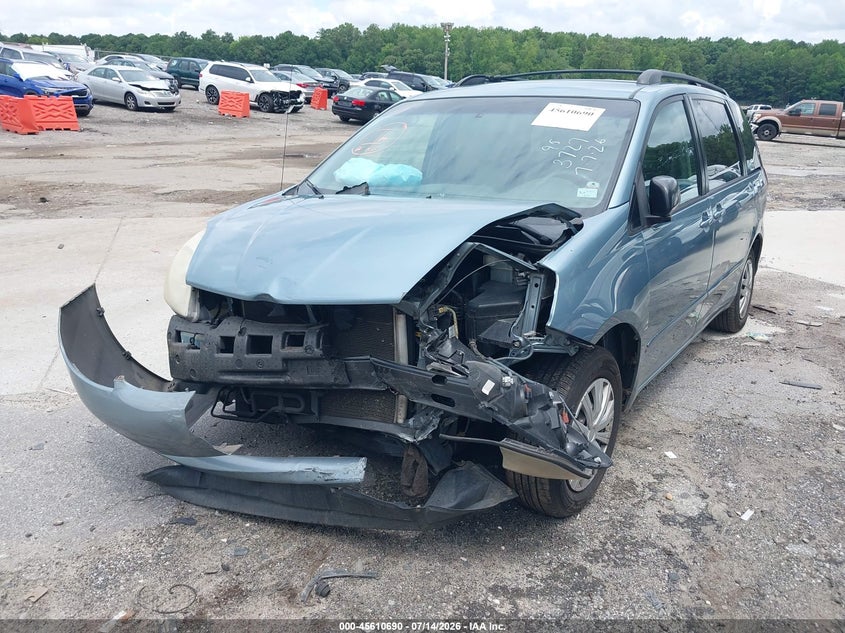 2007 TOYOTA SIENNA auction photo 6