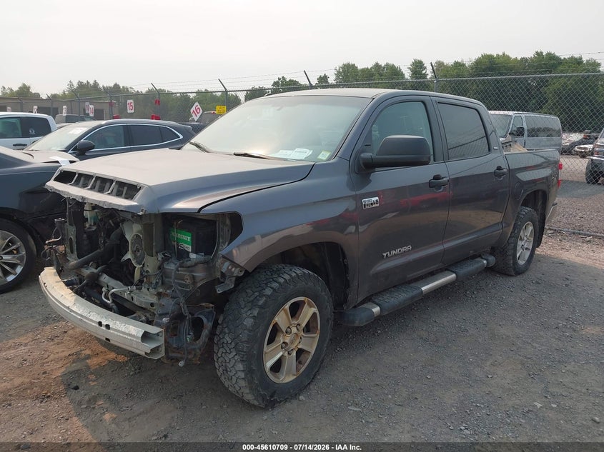 5TFDY5F1XHX599516 2017 Toyota Tundra Sr5 5.7l V8 photo 1