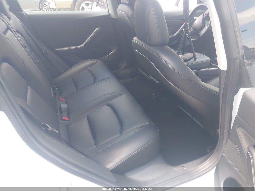 2018 TESLA MODEL 3 auction photo 8