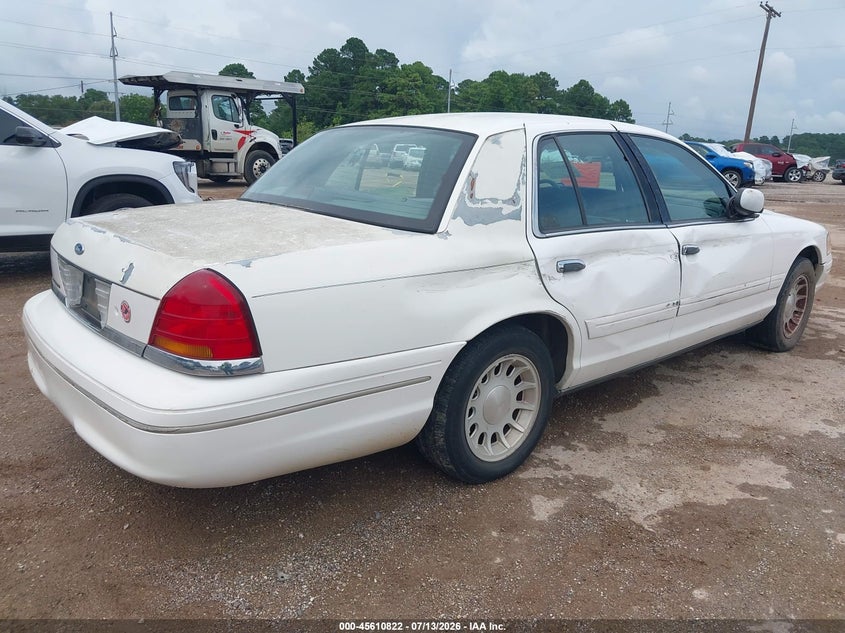1999 Ford Crown Victoria Lx VIN: 2FAFP74W8XX220730 Lot: 45610822