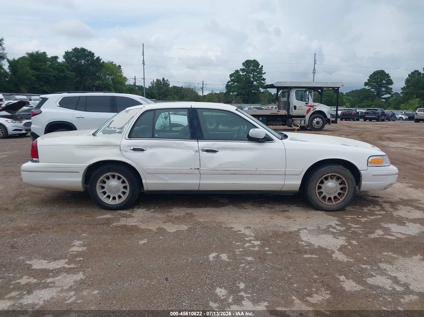 1999 Ford Crown Victoria Lx VIN: 2FAFP74W8XX220730 Lot: 45610822