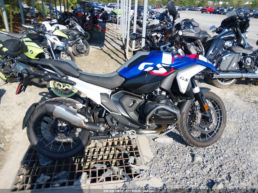 2025 BMW R 1300 auction photo 1