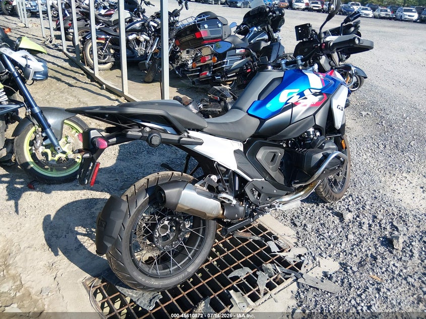 2025 BMW R 1300 auction photo 4
