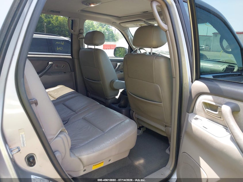 2004 Toyota Sequoia Sr5 V8 VIN: 5TDBT44A24S229194 Lot: 45610880