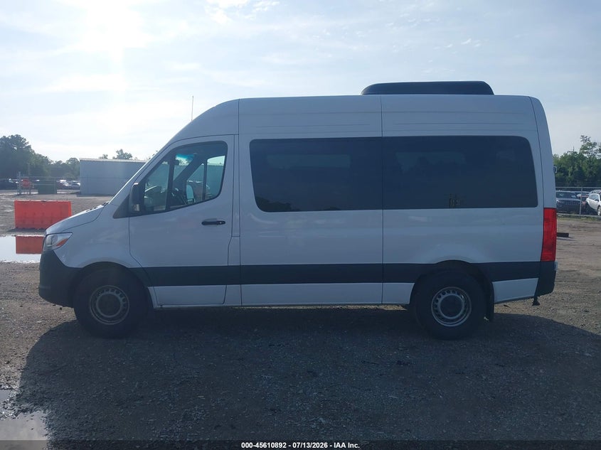 AtlanticExpress - Mercedes-Benz Sprinter