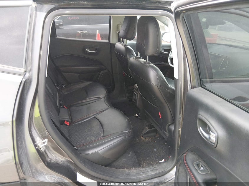 2019 JEEP COMPASS auction photo 8