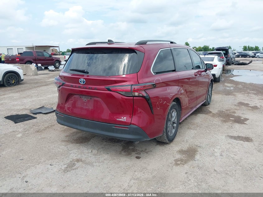 2022 TOYOTA SIENNA auction photo 4