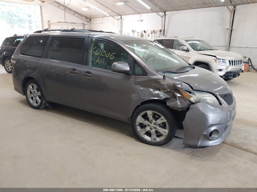 2011 Toyota Sienna