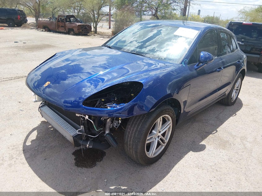 2025 PORSCHE MACAN auction photo 2