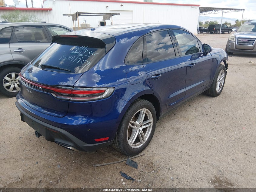 2025 PORSCHE MACAN auction photo 4