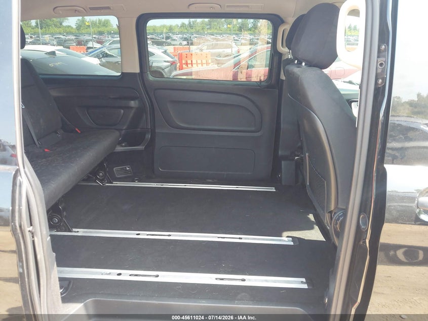 2018 MERCEDES-BENZ METRIS auction photo 8