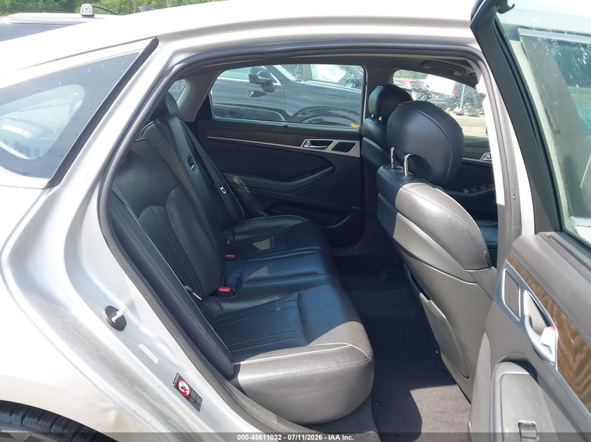 2015 Hyundai Genesis 3.8 VIN: KMHGN4JE2FU018367 Lot: 45611032