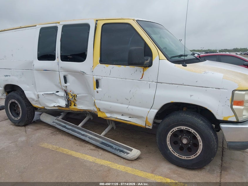 2008 Ford E-350 Super Duty Xl/Xlt VIN: 1FBNE31LX8DB00424 Lot: 45611128