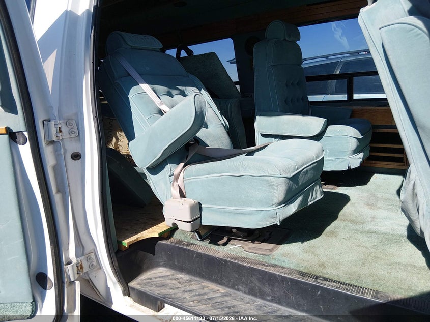 1994 Ford Econoline E150 Van VIN: 1FDEE14H1RHA96082 Lot: 45611133